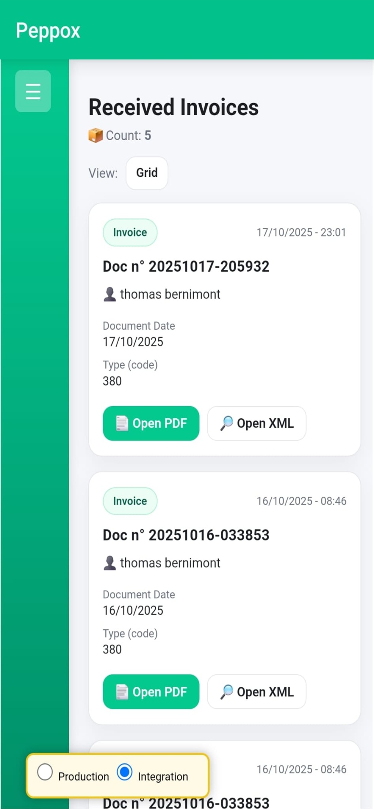 Received invoices with PDF and XML buttons